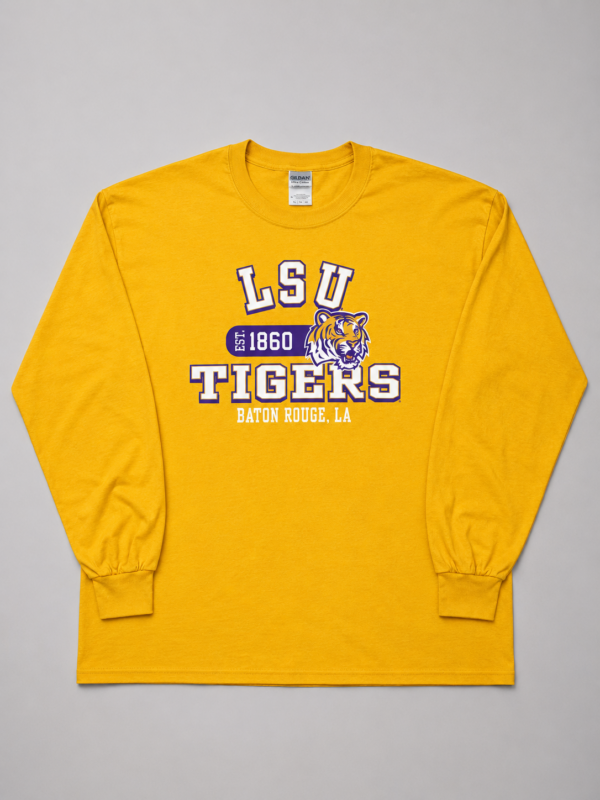 B59FA709-69F4-4EAA-BC45-E3EB97187670 Playera Manga Larga LSU Tigers Est. 1860 Gildan