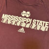 Playera Mississippi State Bulldogs Basketball adidas Vino - Talla S (Importado USA)