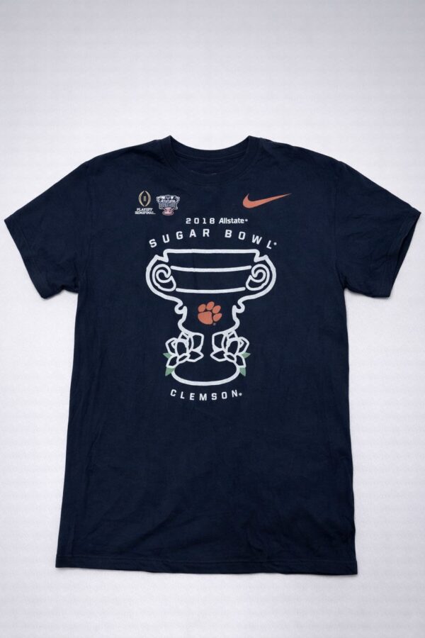 clem-m-01-1 Playera NCAA Clemson Tigers Sugar Bowl 2018 Nike - Talla M (Importado USA)