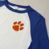 Playera Raglan NCAA Clemson Tigers Manga Larga (Augusta Sportswear) - Talla M (Importado USA)