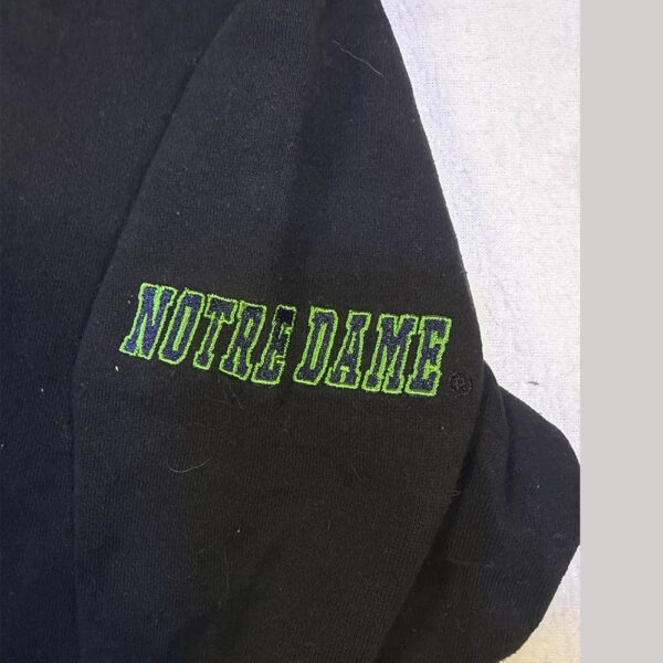 Sudadera con Capucha Notre Dame Fighting Irish Negra - Talla S (Importado USA)