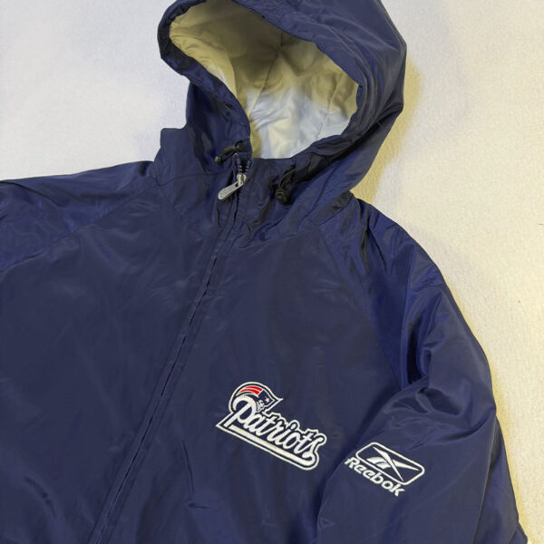 New England Patriots Reebok Windbreaker - Talla L2 New England Patriots Reebok Windbreaker - Talla L