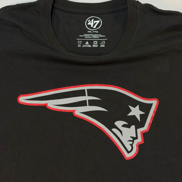 PATS2 Playera 47 Brand New England Patriots NFL Negra Talla XL